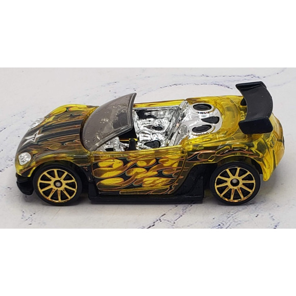 Hot Wheels 2008 Track Stars Trak Tune Yellow Convertible Diecast Toy Vehicle - Picture 1 of 7